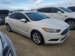 Ford Fusion Hybrid SE 2018 2