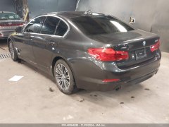BMW 530i xDrive 2020 7