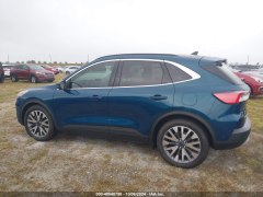 Ford Escape Hybrid Titanium  2020 7