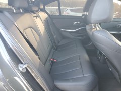 BMW 330i 2020 9