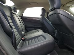 Ford Fusion Plug-in Hybrid SE 2017 9