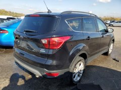 Ford Escape SEL 2019 3