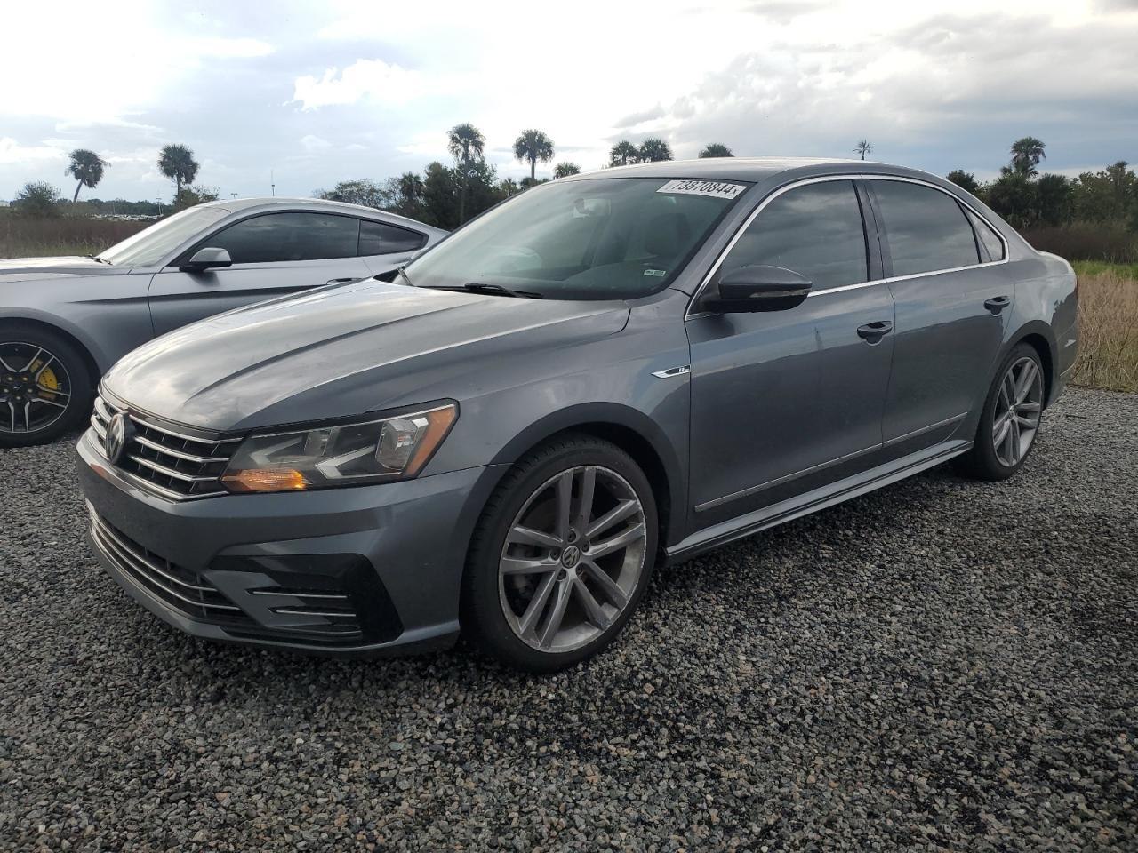 Volkswagen Passat R-Line 2017 0 Volkswagen Passat R-Line 2017 0