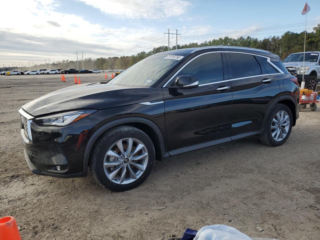 Infiti QX50 Essential 2022 0 Infiti QX50 Essential 2022 0