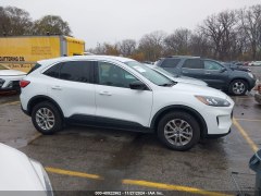 Ford Escape SE 2022 3