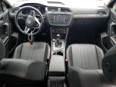 Volkswagen Tiguan SE 2023 8