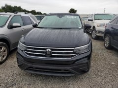 Volkswagen Tiguan SE 2023 1