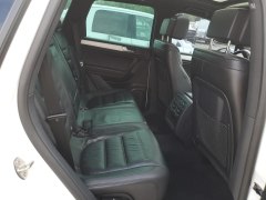 Volkswagen Touareg 2017 10