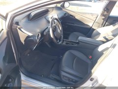 Toyota Prius Prime XLE 2021 10