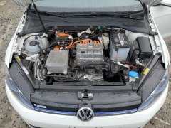 Volkswagen e-Golf SEL 2019 10 Volkswagen e-Golf SEL 2019 10