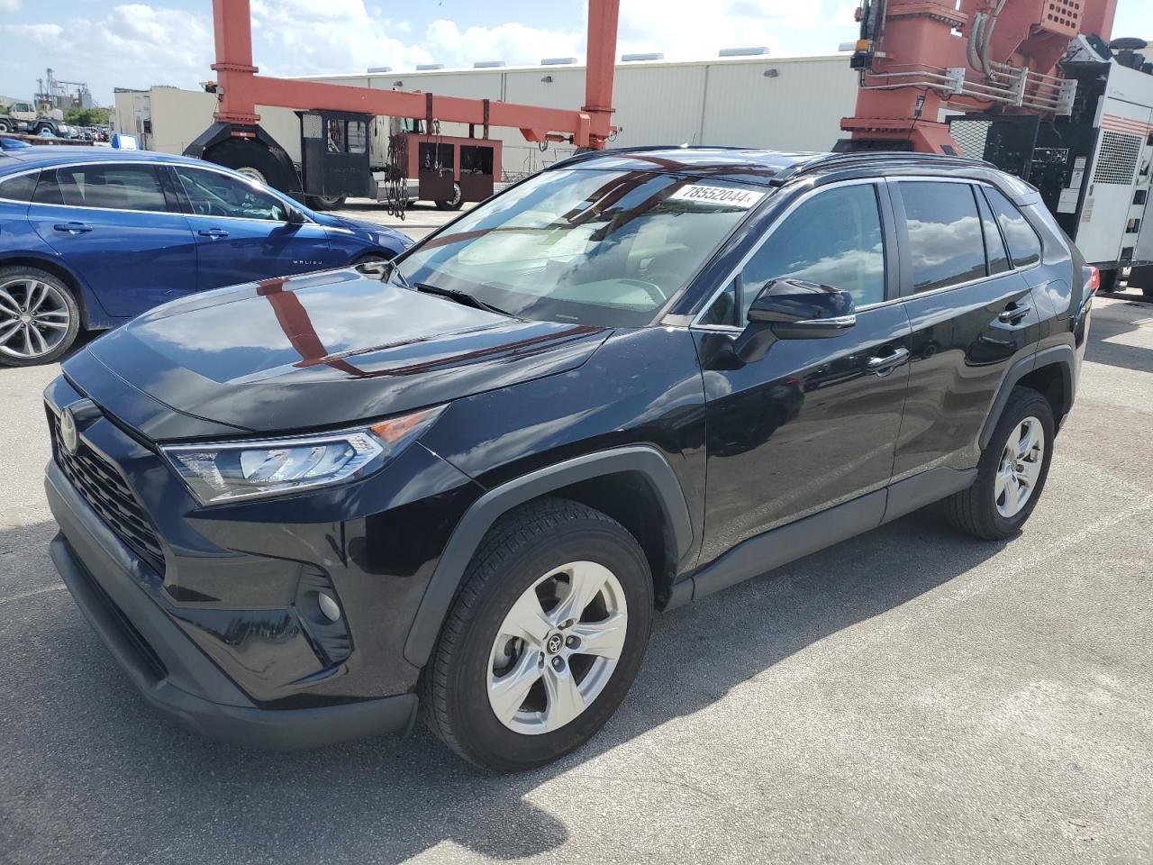 Toyota RAV4 XLE 2021 0 Toyota RAV4 XLE 2021 0
