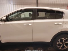 KIA Sportage LX 2020 8
