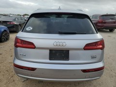 Audi Q5 Premium Plus 2018 4