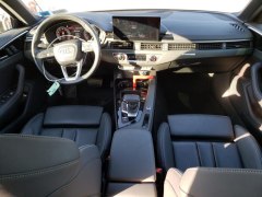 Audi A4 Premium Plus 2021 7