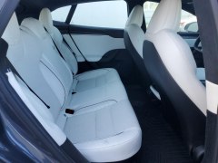 Tesla Model S Plaid 2021 9