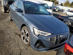 Audi e-tron Premium Plus 2021 1