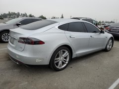Tesla Model S 70D 2015 3