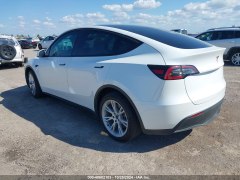 Tesla Model Y Long Range 2021 7