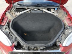 Tesla Model S P90D 2015 11