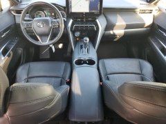 Toyota Venza Limited Hybrid 2021 8