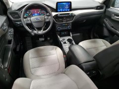Ford Escape SE Sport Hybrid 2021 8