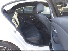 BMW 330i 2020 13