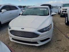 Ford Fusion Hybrid SE 2018 1