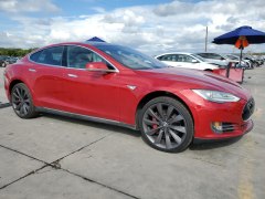 Tesla Model S P90D 2015 2