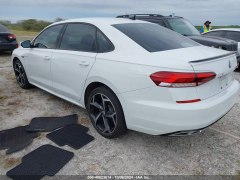 Volkswagen Passat SE 2020 6