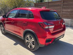 Mitsubishi Outlander Sport ES 2021 3