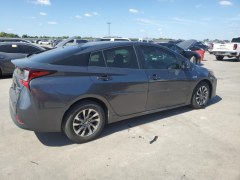 Toyota Prius Limited 2019 3