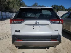 Toyota RAV4 Limited 2024 4