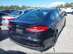 Ford Fusion SE 2019 3
