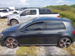 Volkswagen Golf GTI 2017 8