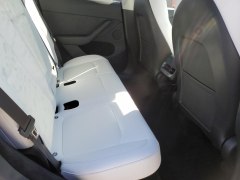 Tesla Model Y Long Range 2024 10