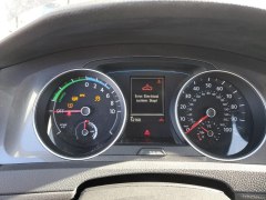 Volkswagen e-Golf 2016 7