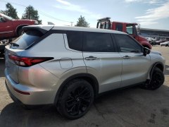 Mitsubishi Outlander SE 2022 3