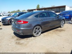 Ford Fusion Titanium 2020 4