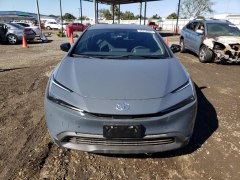 Toyota Prius LE 2023 1