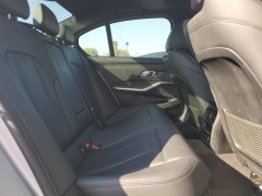 BMW 330i 2020 9