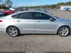 Ford Fusion SE 2018 3