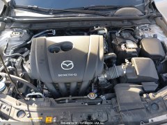 Mazda 3 Select 2022 14