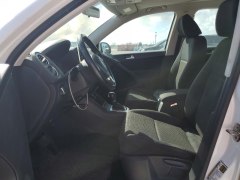 Volkswagen Tiguan SE 2015 8 Volkswagen Tiguan SE 2015 8