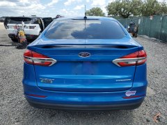 Ford Fusion Plug-in Hybrid Titanium 2019 4