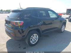 Jeep Compass Sport 2018 4