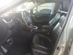 Toyota RAV4 XLE Premium 2021 6