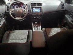 Mitsubishi Outlander Sport ES 2023 8