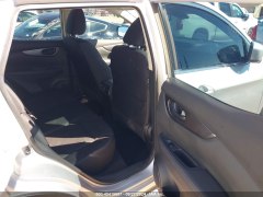 Nissan Rogue Sport S 2022 10 Nissan Rogue Sport S 2022 10