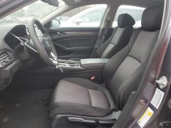 Honda Accord LX 2020 6
