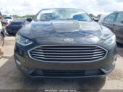 Ford Fusion SE 2019 1